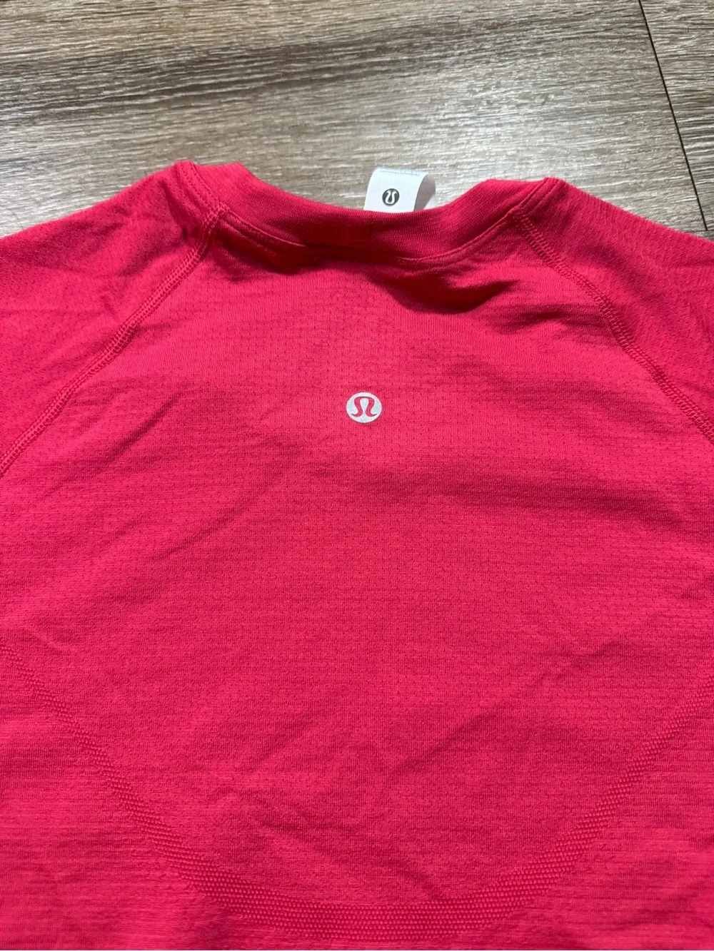 Lululemon Swiftly Tech Cropped Short-Sleeve Shirt 2.0 Pink Dragonfruit / Pink Dr